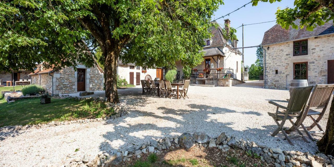 Chambres Et Table D'Hotes La Panacee Cuzance Exteriör bild